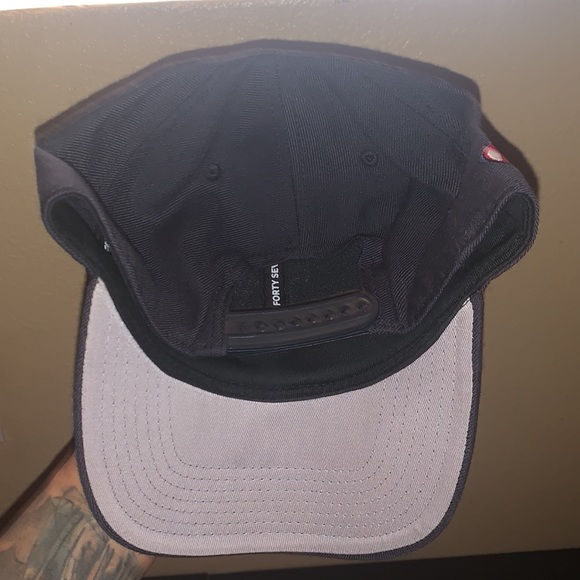 Boston SnapBack - Picture 3 of 4